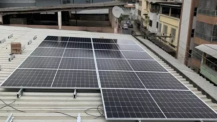 Imagem de uma instalação de placas solares